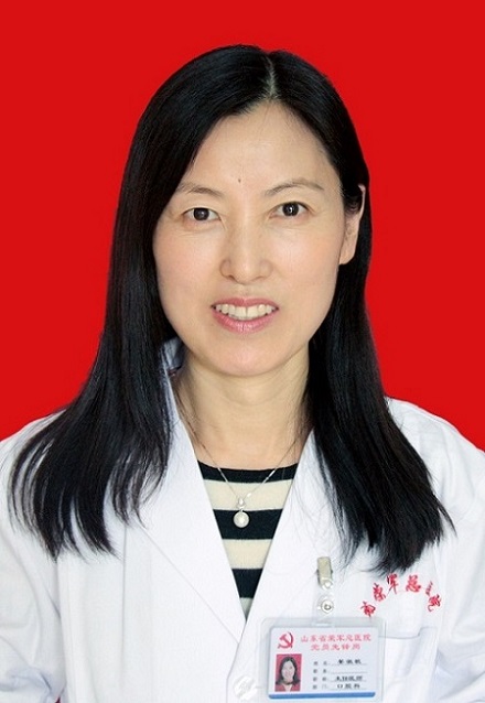 主任医师 1989年毕业于山东医科大学口腔医疗专业，一直从事口腔治疗工作，擅长口腔科常见疾病的诊断和治疗，特别是牙体牙髓病、根尖周病、牙周病、口腔黏膜病的诊断和治疗，常见患牙的拔除术等。特别是前牙的光固化美容修复、牙髓病、根尖周病的根管治疗、牙周病的洁治刮治和药物治疗。