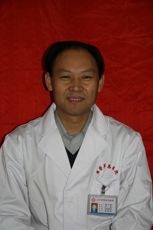 荣军管理科主任，副主任中医师，毕业于山东中医学院，从事中医内科临床二十多年，擅长中医内科慢性病的治疗。